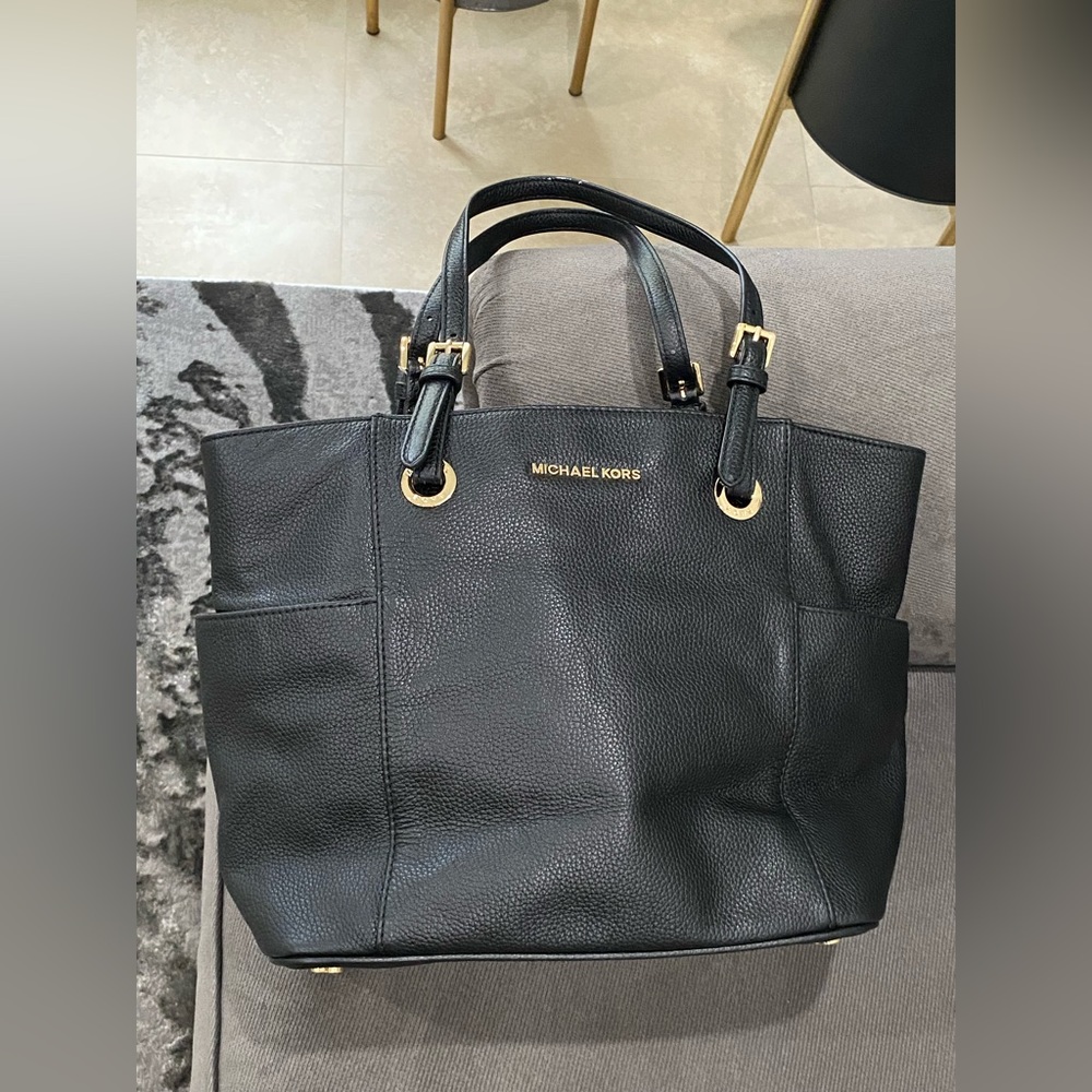 Michael Kors Jet Set Bag